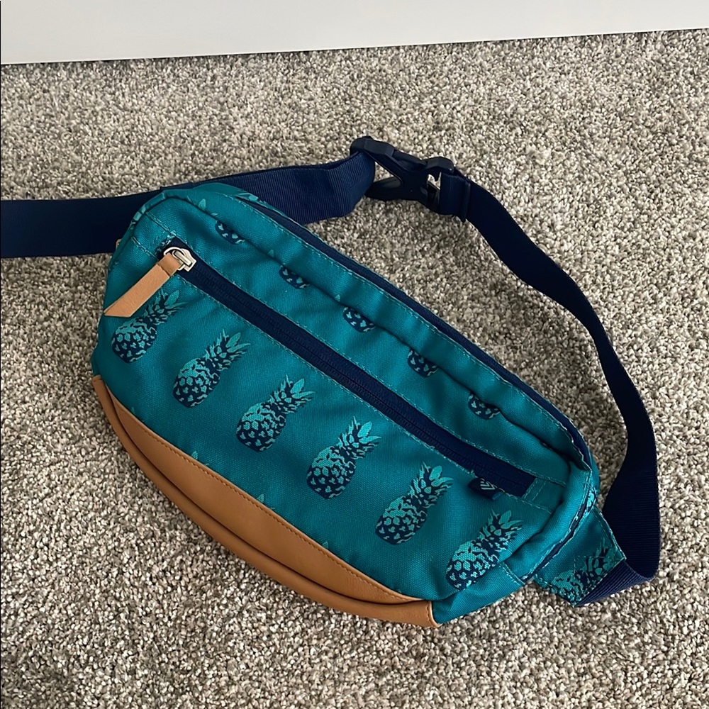 Teal Pineapple Print Fanny Pack